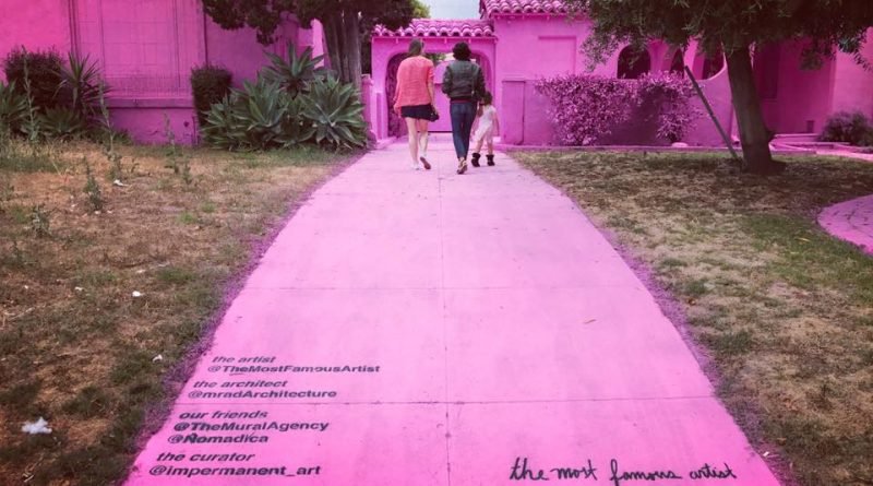 In Los Angeles were bright pink house