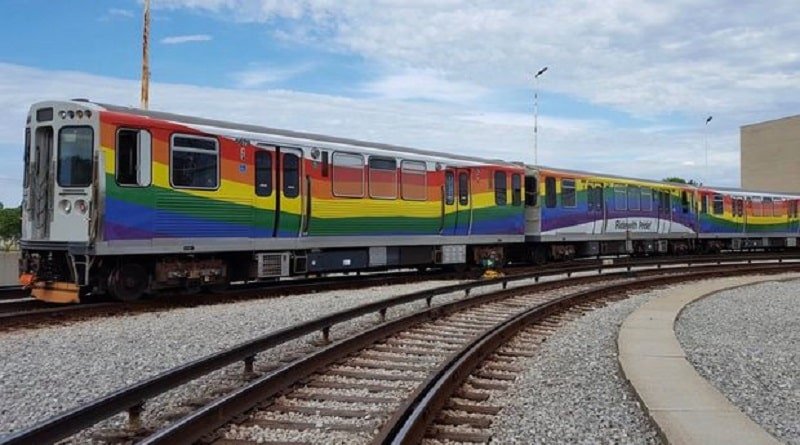 At the time of the pride parade in Chicago will be «the gay train»