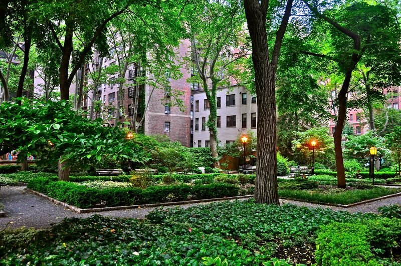 Unknown new York: the secret gardens of Manhattan