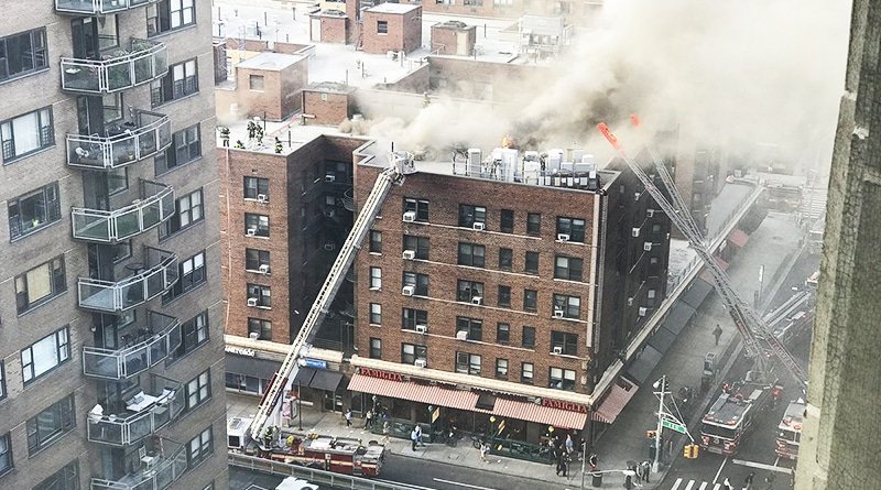 In Lower Manhattan lit up a six-story building, 16 firefighters injured