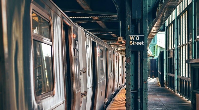The collapse of the subway cars in new York could happen at the fault of the workers