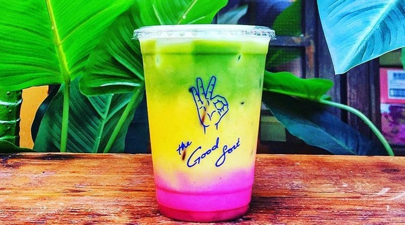 New vegan cafe in new York offers visitors a rainbow latte