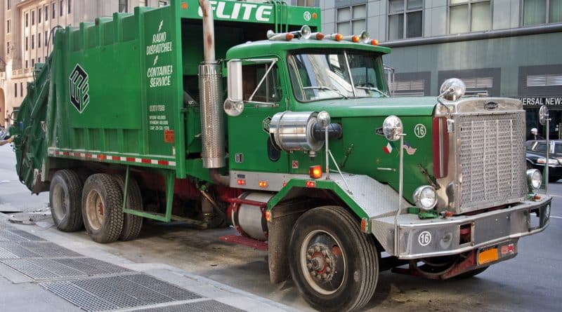 The authorities in new York want to force residents to pay for garbage collection