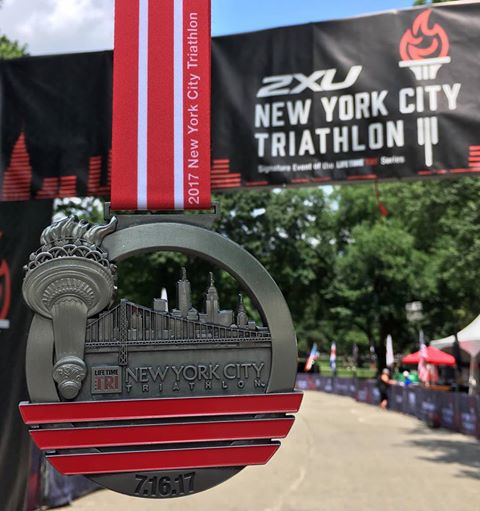 In new York thousands of athletes participated in the triathlon