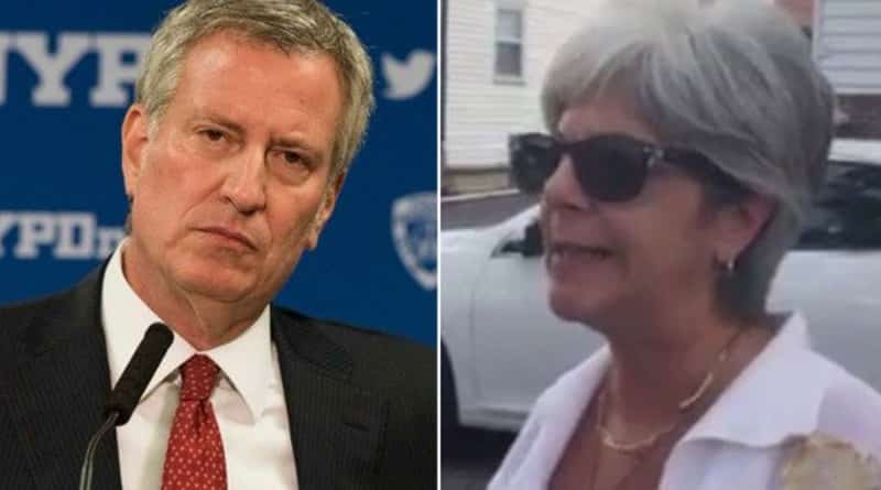 Resident in Queens are pushing mayors after «wrestling» with de Blasio