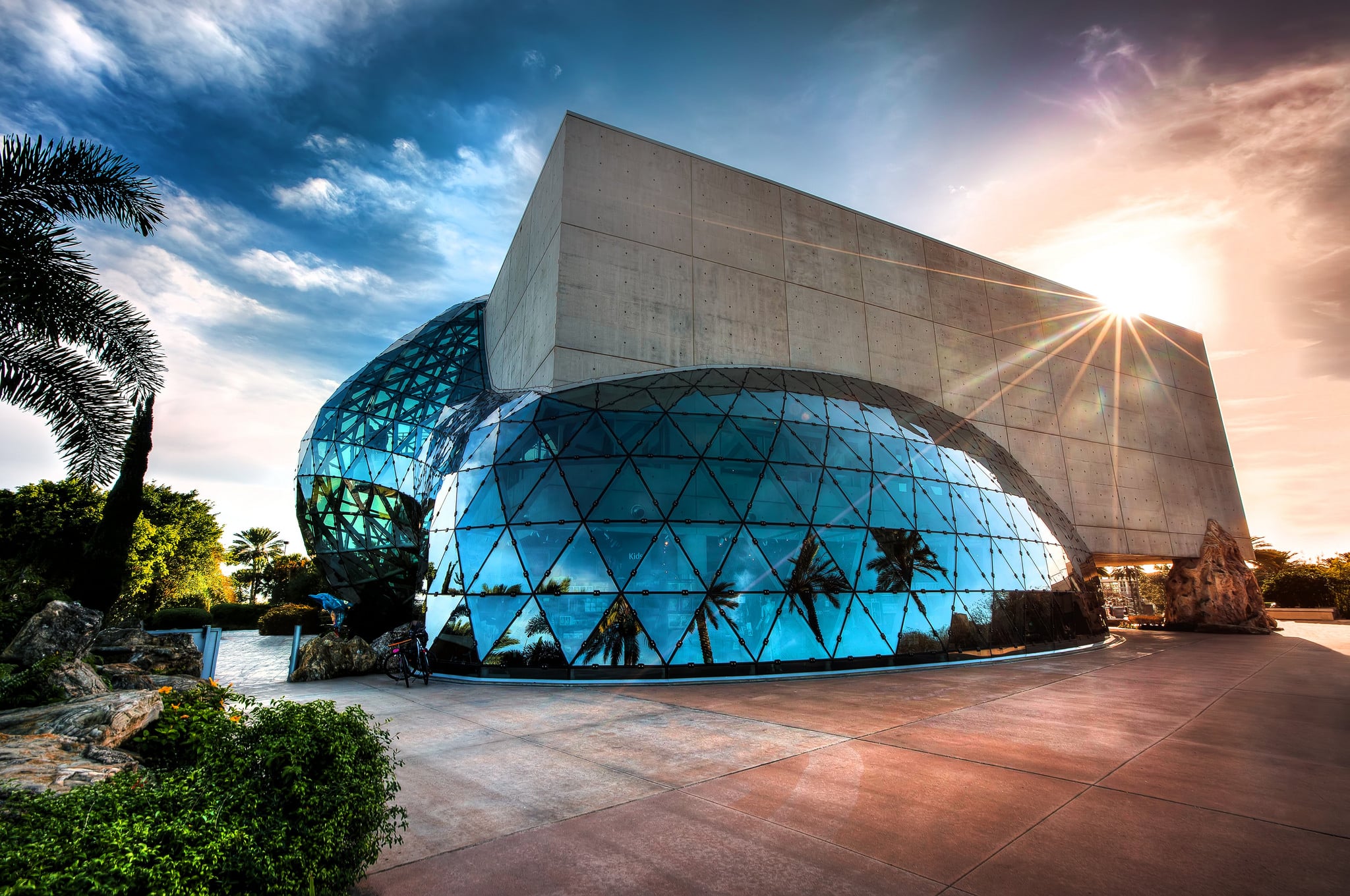Traveling in USA: the Salvador Dali Museum, St Petersburg, FL