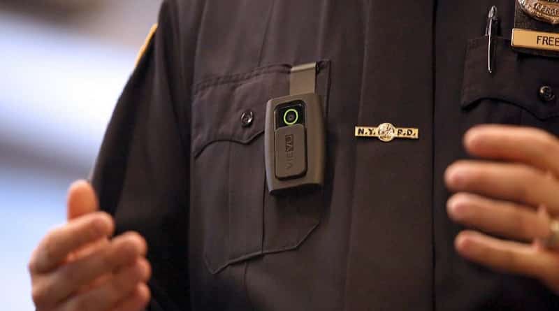 Officers immigration officers will be obliged to wear a body camera