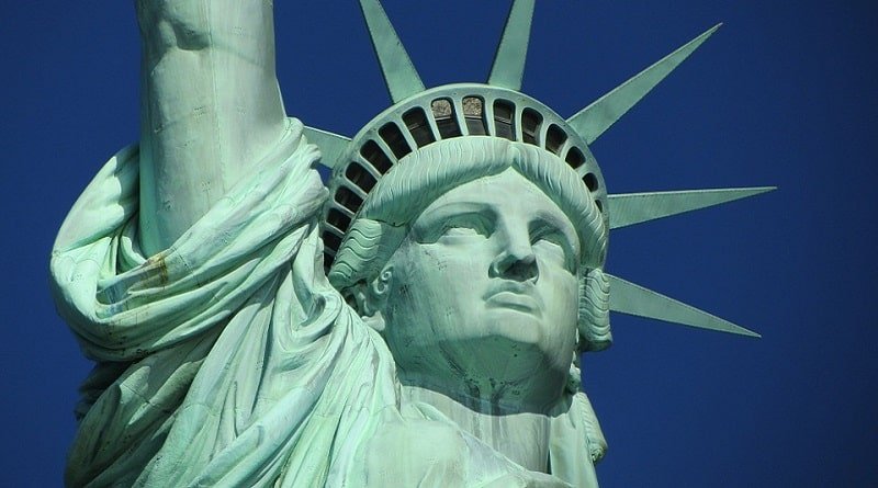 Flying drones banned at the statue of Liberty and other historical monuments