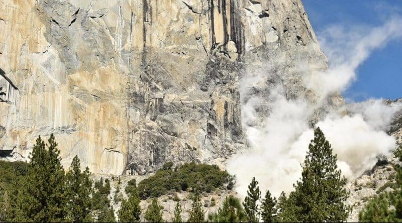 Climbers continue to rise, despite two landslide in Yosemite