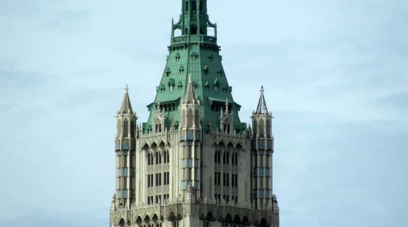 In new York for sale a luxury penthouse in the Woolworth Building