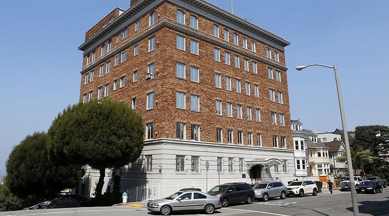 Russia demands to return the Russian flag on the Embassy in San Francisco