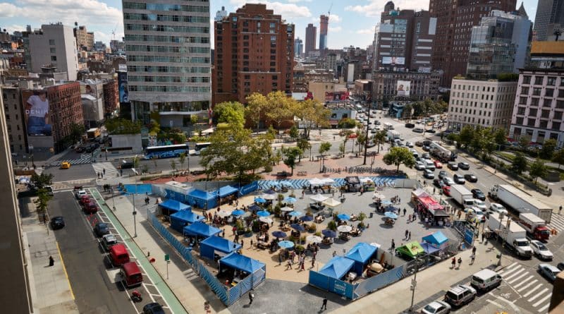 Smorgasburg will stay in new York longer than usual