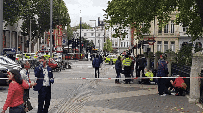 The car hit a crowd of pedestrians near the natural history Museum in London