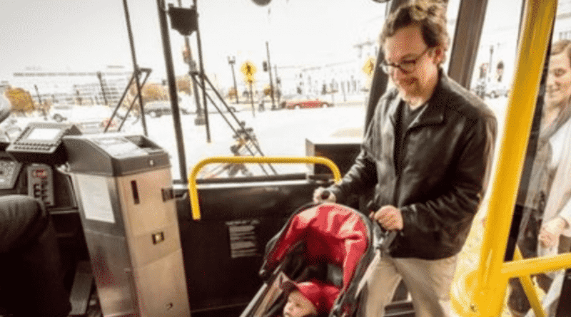 New York passengers are fighting for the right to transport children in open strollers