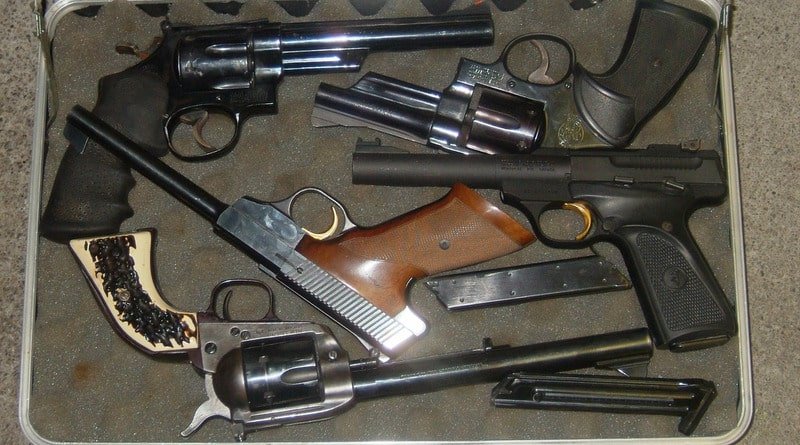 The NYPD taught to recognize the weapon cases