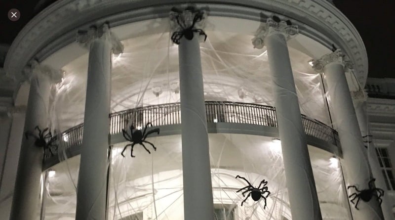 The white house turned into a haunted House (photos)