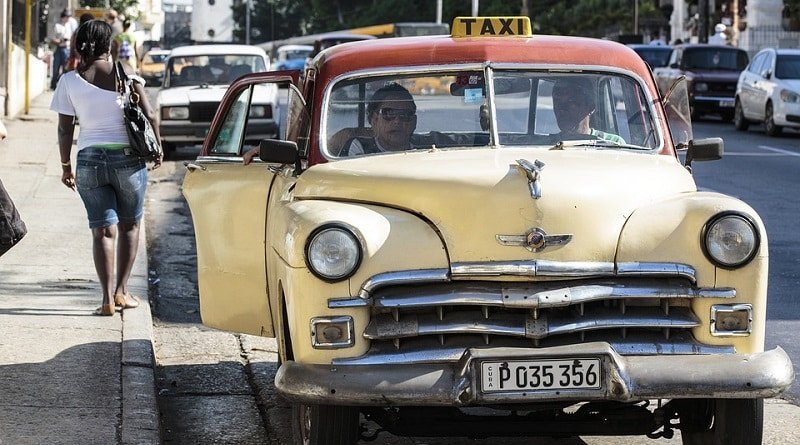 American tourists in Cuba are subjected to acoustic attacks