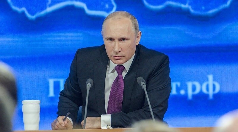 Putin signed a law on the recognition of foreign mass media «foreign agents»