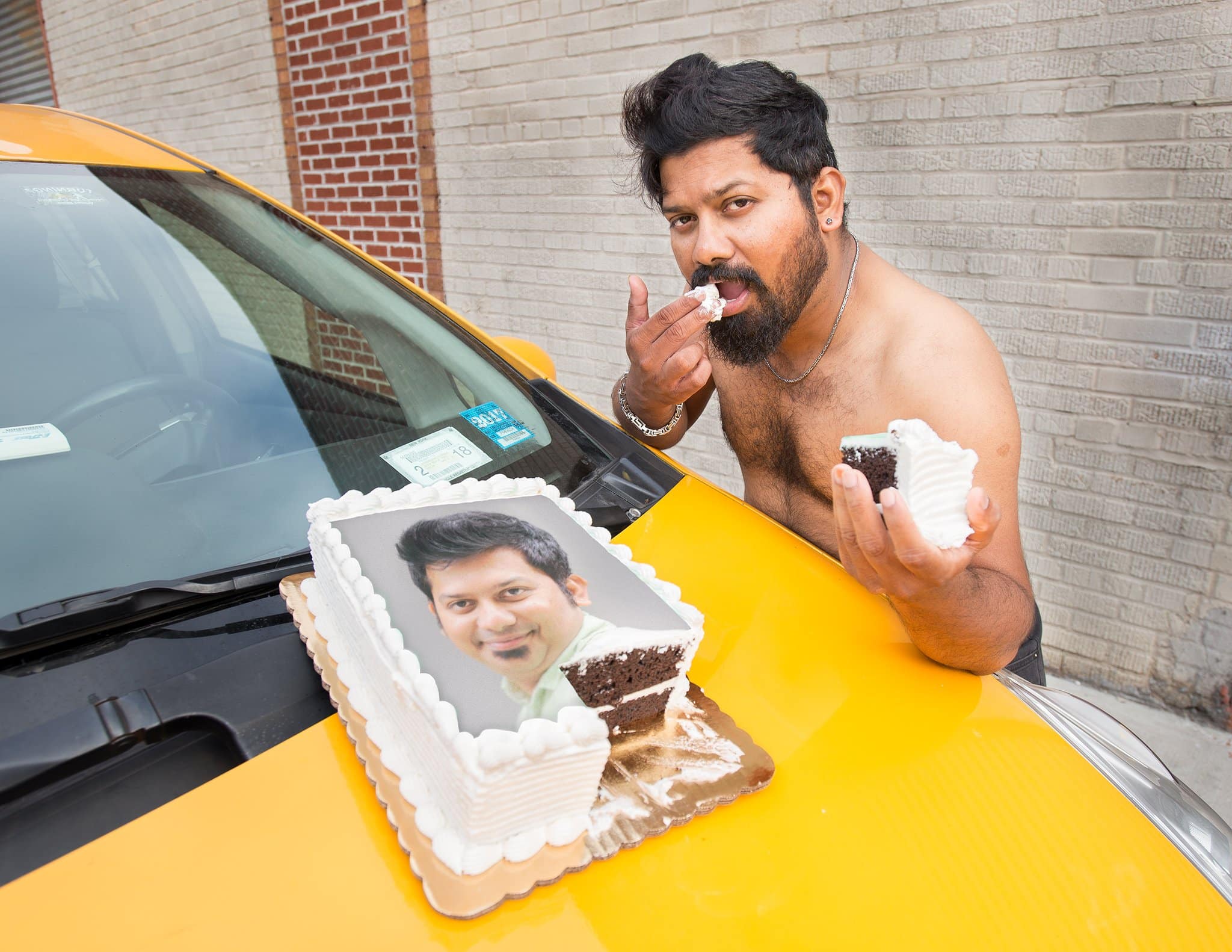 Charity NYC Taxi Drivers Calendar raised $ 60 000 to help immigrants