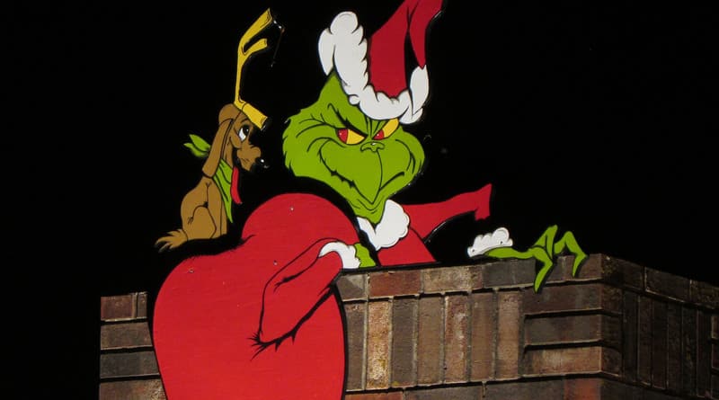 In new Jersey, the Grinch was arrested and sentenced to collect toys for children (video)
