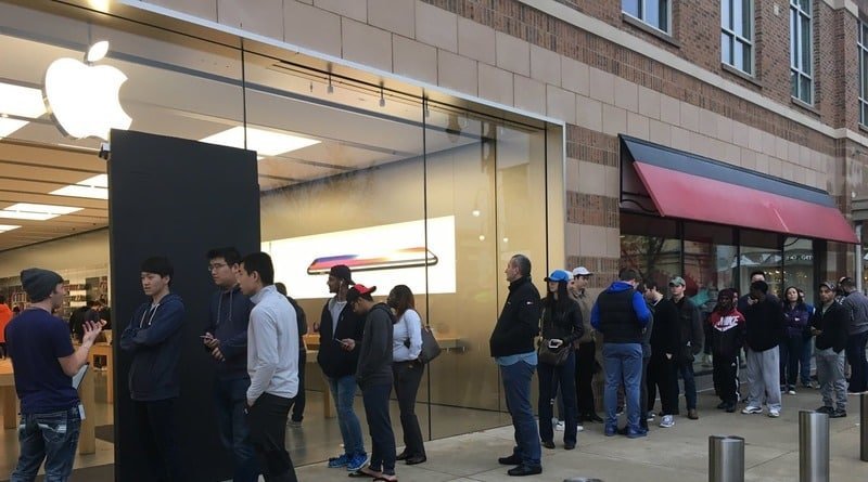 People today camped in front of Apple stores for iPhone X
