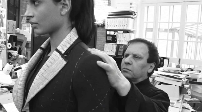 Designer Azzedine alaïa died at the age of 77 years