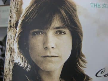 The famous actor David Cassidy is fighting for his life in intensive care