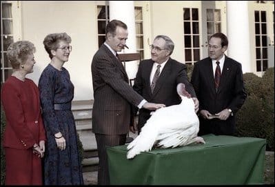 Tramp for the first time will hold a ceremony of pardoning turkeys