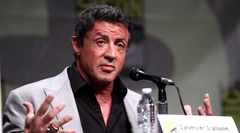 Stallone was accused of sexually assaulting a 16-year-old fan: the actor denies everything