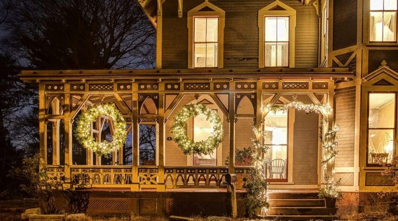 Traveling the USA | the Most beautiful «gingerbread houses»