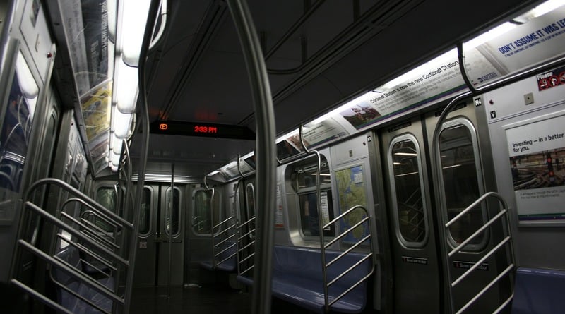 In new York, changing trains two metro lines