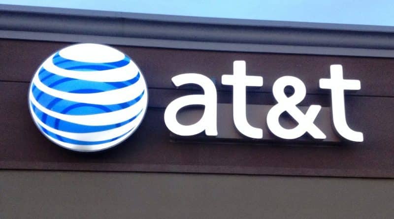 In AT&T’s 200,000 employees received bonuses of $1000