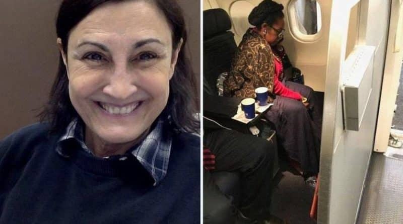 Passenger United Airlines against the will of transplanted from first to economy class, giving her the place of congresswomen