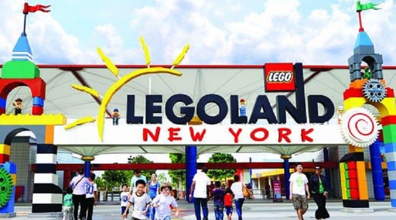 In the state of new York began construction of the Legoland theme Park