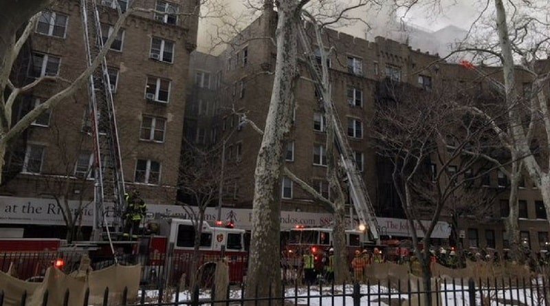Fire in Manhattan, 17 injured, dozens evacuated