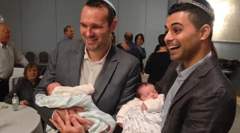 A gay couple from Los Angeles is suing due to the fact that a US citizen got only one of their twin sons