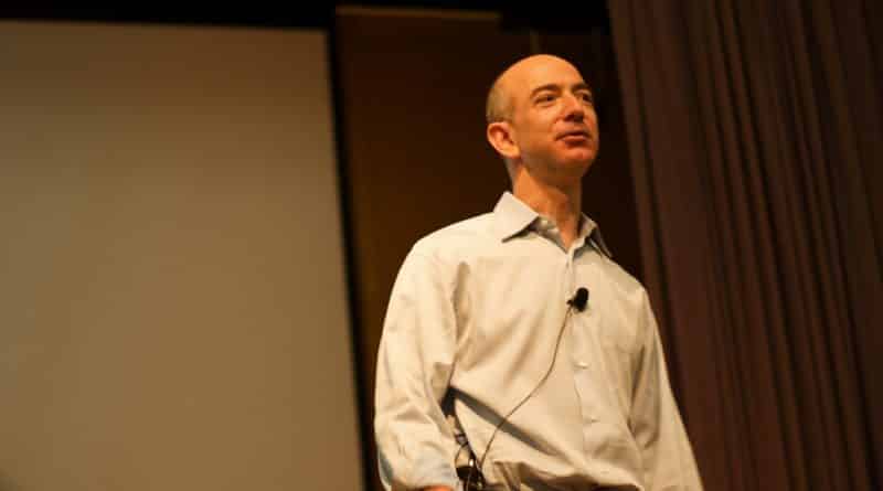 Amazon founder Jeff Bezos donate $33 million for scholarships for «dreamers»