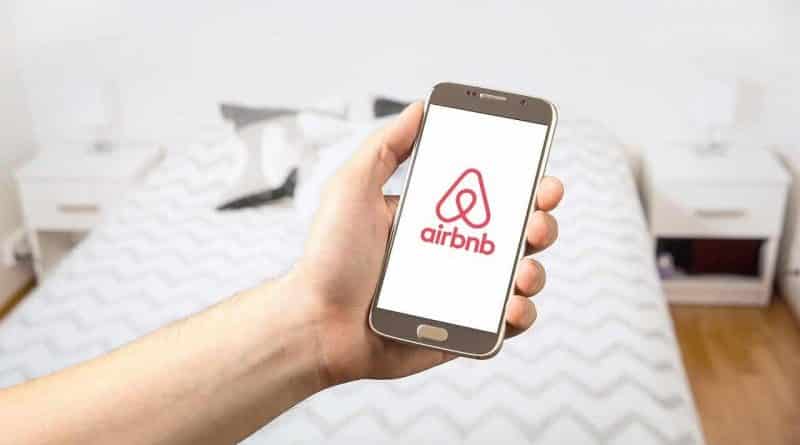 Airbnb will start advertising «countries-smelly holes» worth $ 100,000