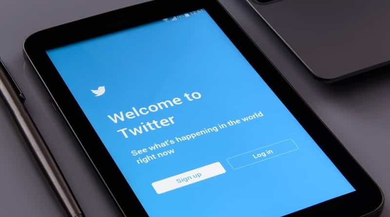 Twitter for the first time in its history received a net quarterly profit