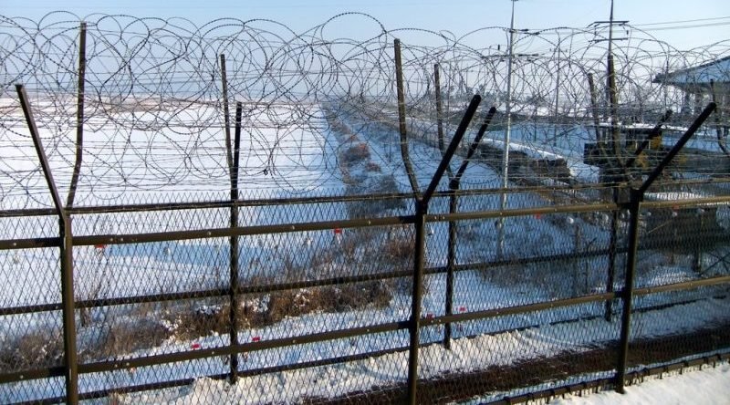 Lithuania was protected from Russia by a fence with barbed wire