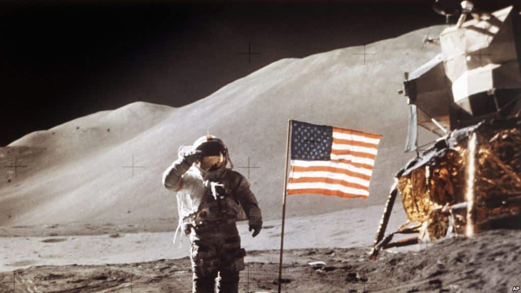 The U.S. government has declared its intention to land astronauts on the moon in 2024