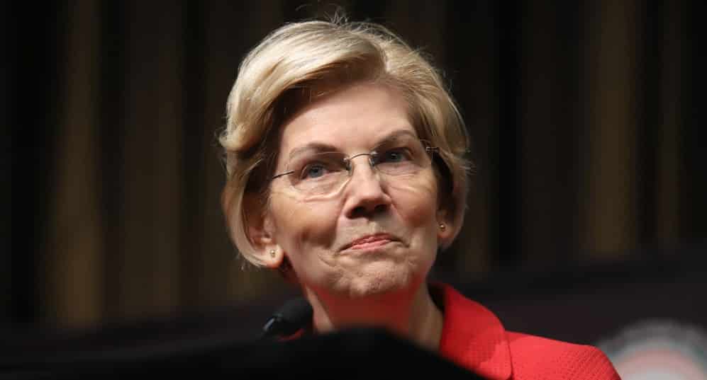 Elizabeth Warren called on Congress to impeach trump