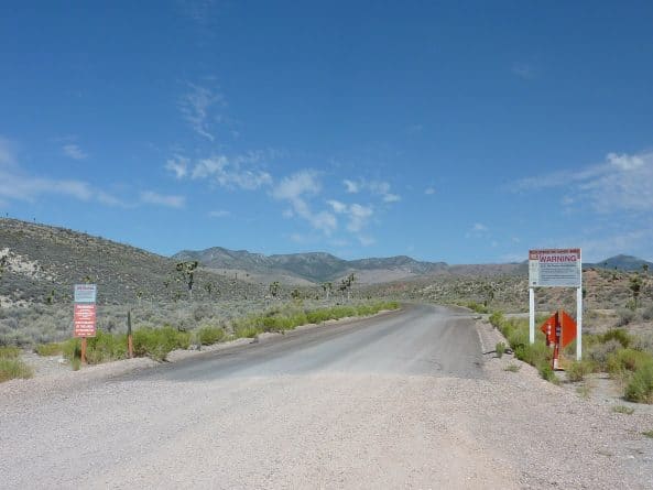 Hundreds of thousands of people are going to «storm» Area 51 in Nevada, to see whether the government is hiding aliens