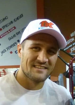 Russian Boxing champion Sergey Kovalev was removed from a flight in Los Angeles after he kissed a female passenger and throwing her money