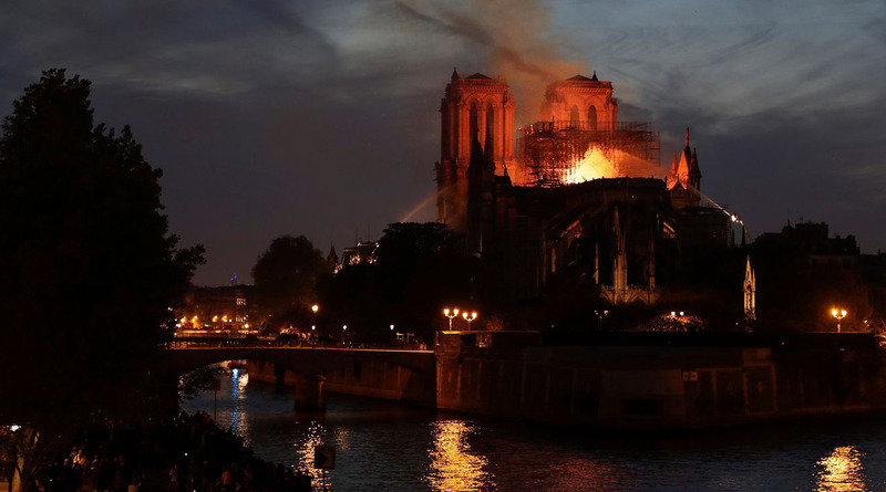 Notre Dame is still under threat of destruction: there is only a 50 percent chance of saving the Cathedral
