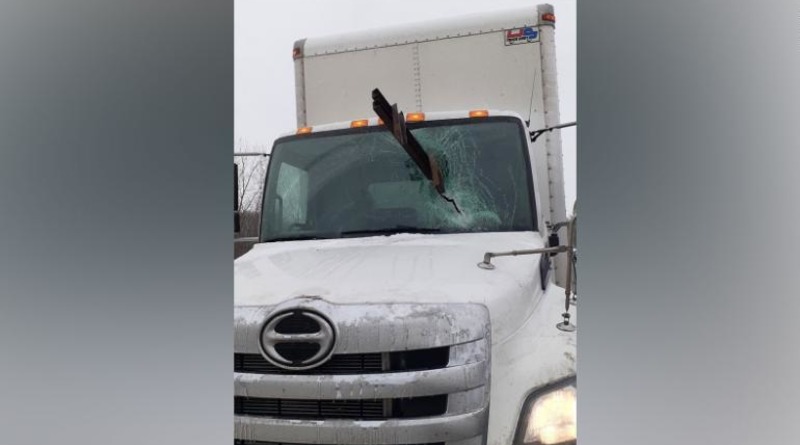 «I am lucky»: steel beam crashed into the windshield of the truck was inches from the driver