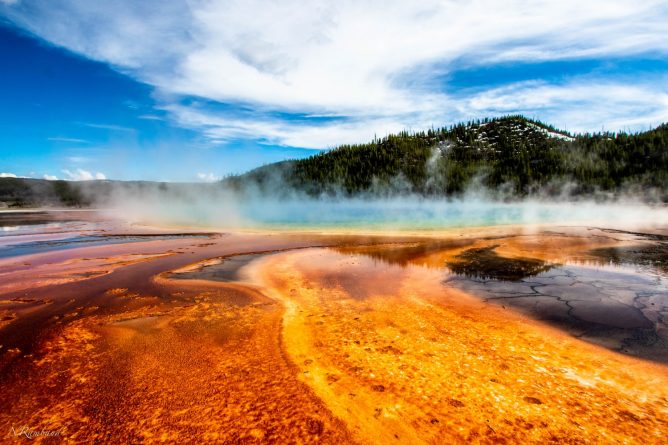 Scientists are close to predicting a volcanic eruption in Yellowstone
