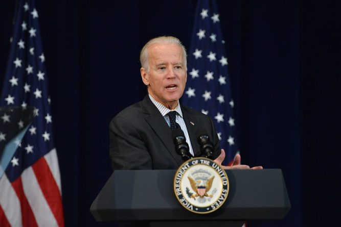 For Joe Biden, 69,759,833 Americans have already voted. This is the largest number in US history.