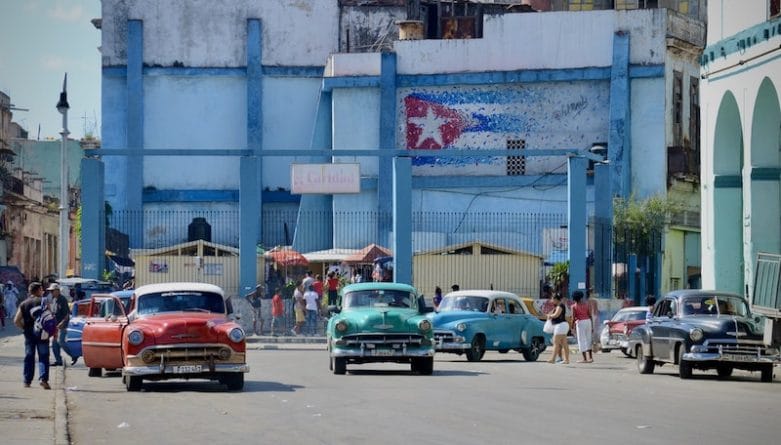 Miami mayor says «not to rule out the possibility» of air strikes on Cuba amid protests
