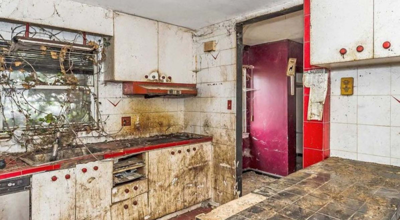 «Unlivable» home in New York for sale for $ 828,888